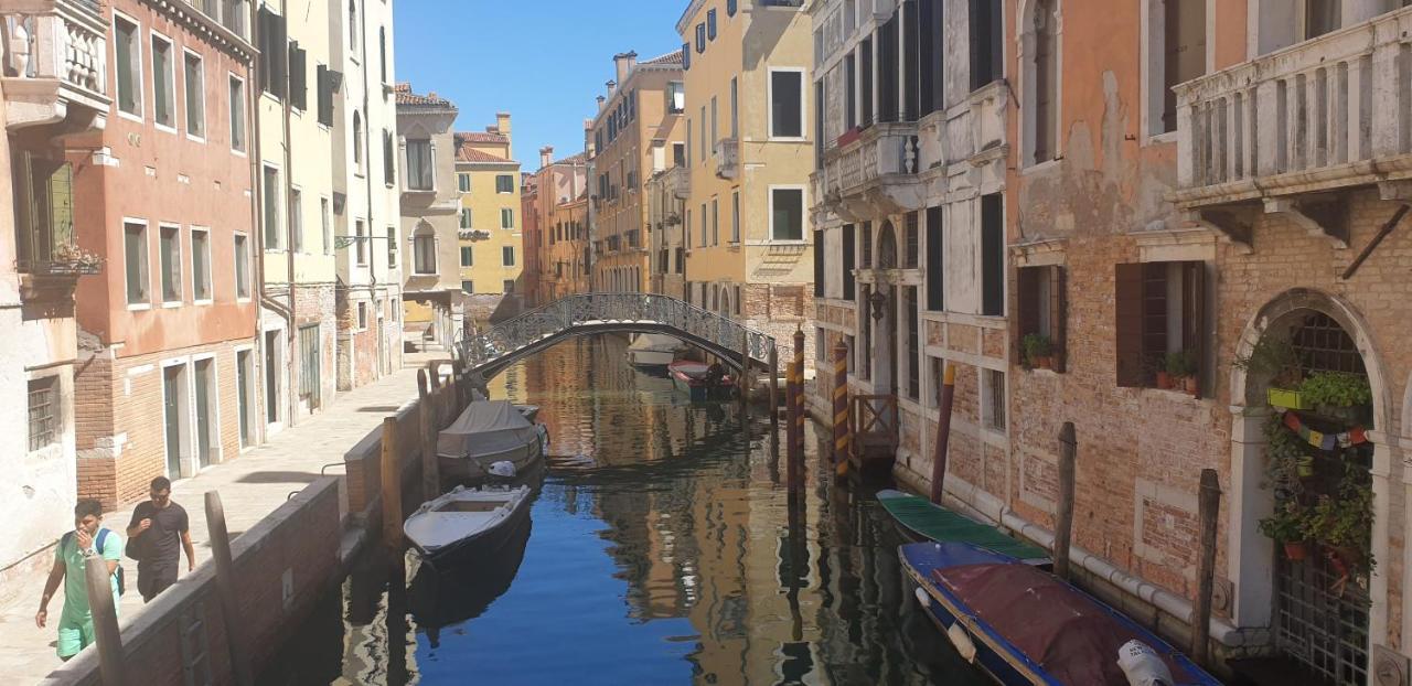 Ferienwohnung Magic Casanova Flat In The Heart Of Venedig Exterior foto