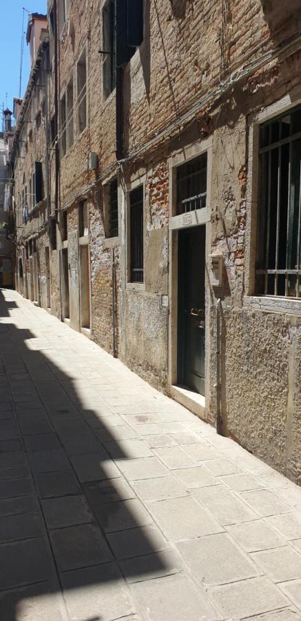 Ferienwohnung Magic Casanova Flat In The Heart Of Venedig Exterior foto