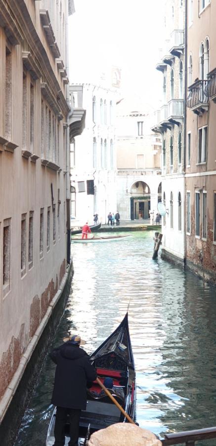 Ferienwohnung Magic Casanova Flat In The Heart Of Venedig Exterior foto